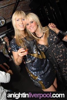 Chill Pussycat @ Noir